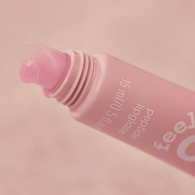 Essence feelin' comfy peptide lipgloss