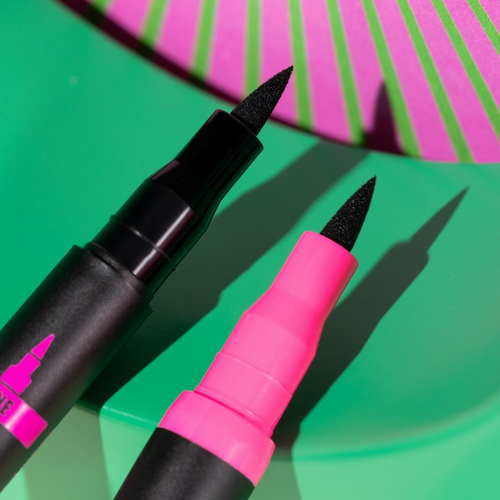 Essence  Line It Like A Pro! Liner 01