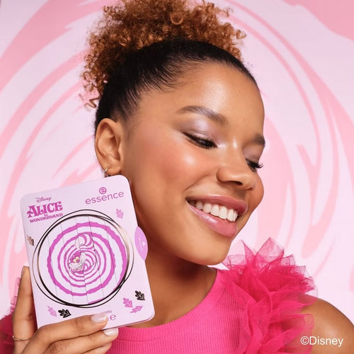 Essence  Disney Alice in Wonderland eyeshadow palette