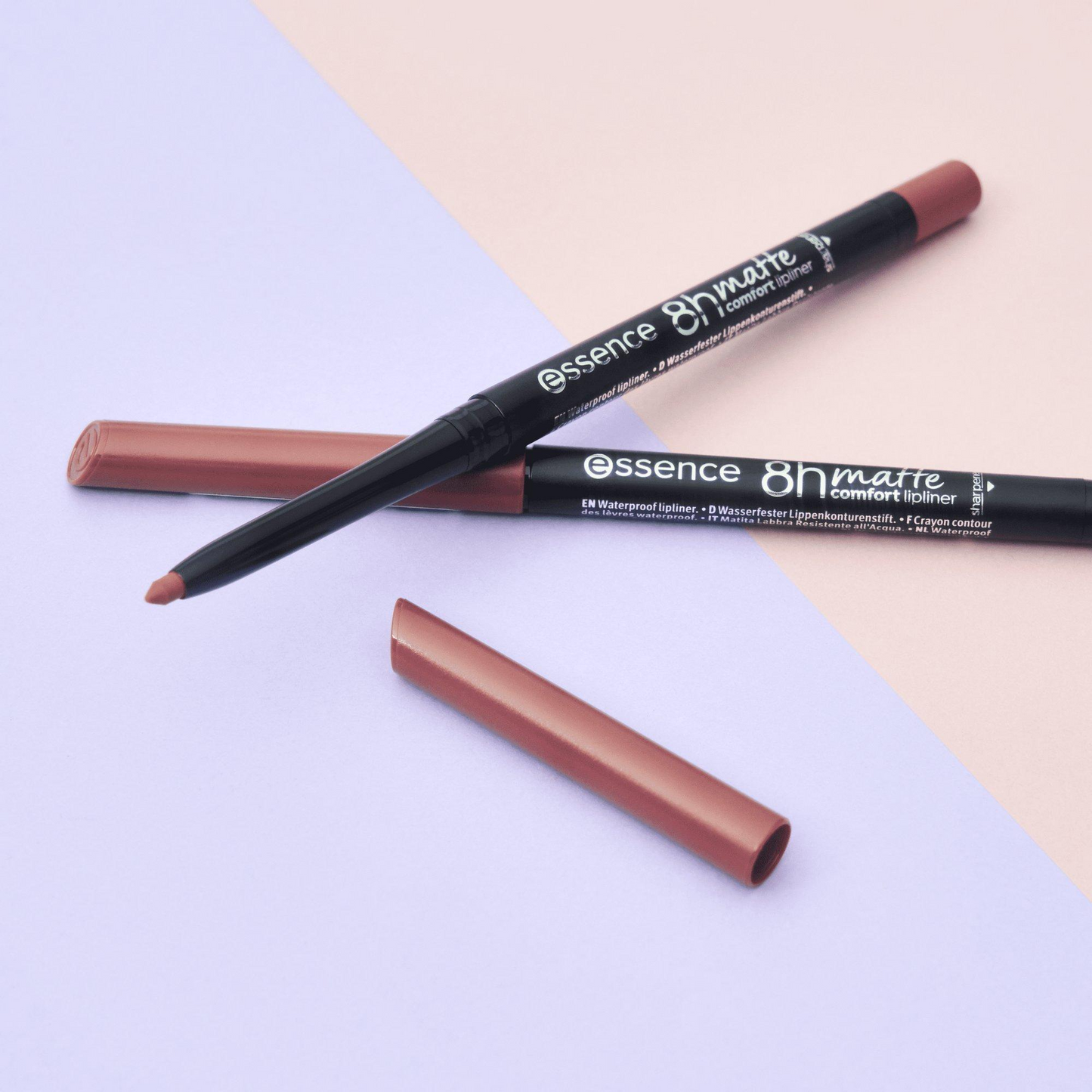 Essence 8h matte comfort lipliner 02 Silky Hazelnut