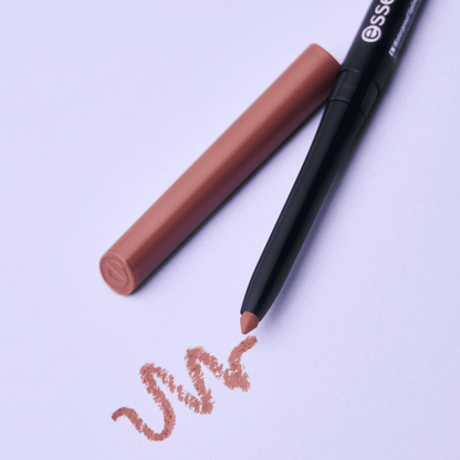 Essence 8h matte comfort lipliner 02 Silky Hazelnut