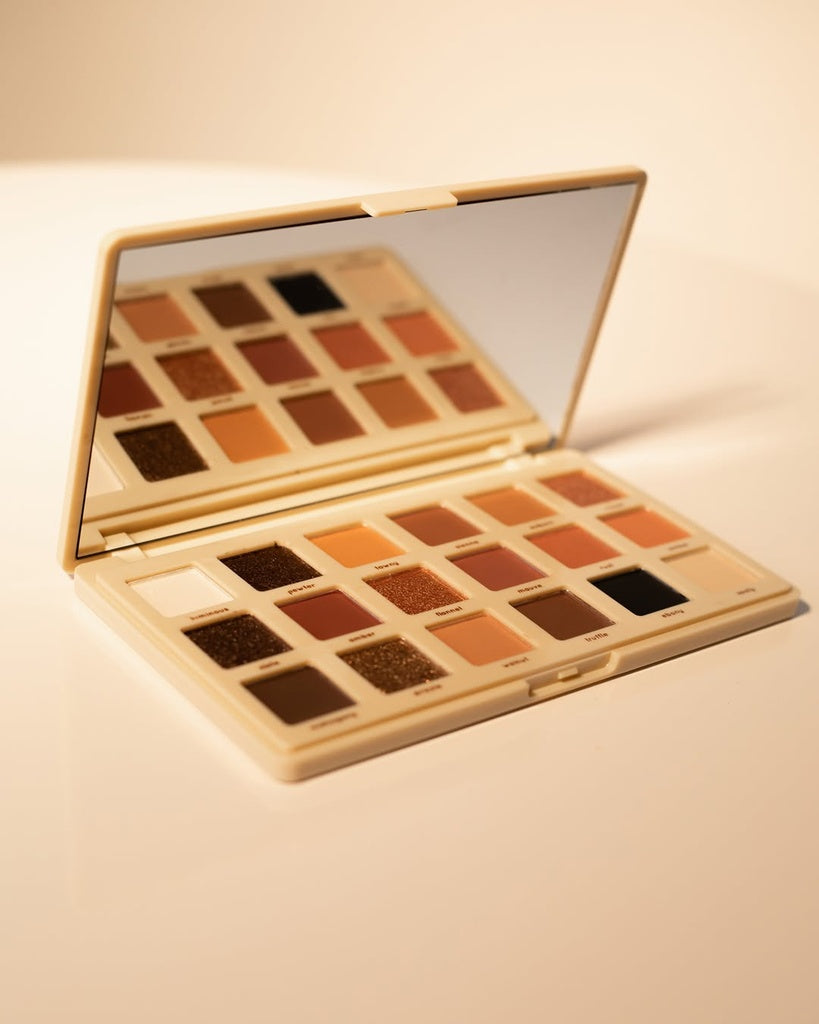 Ruby Rose Glass Mirror Shade Eyeshadow Palette 18 Shades