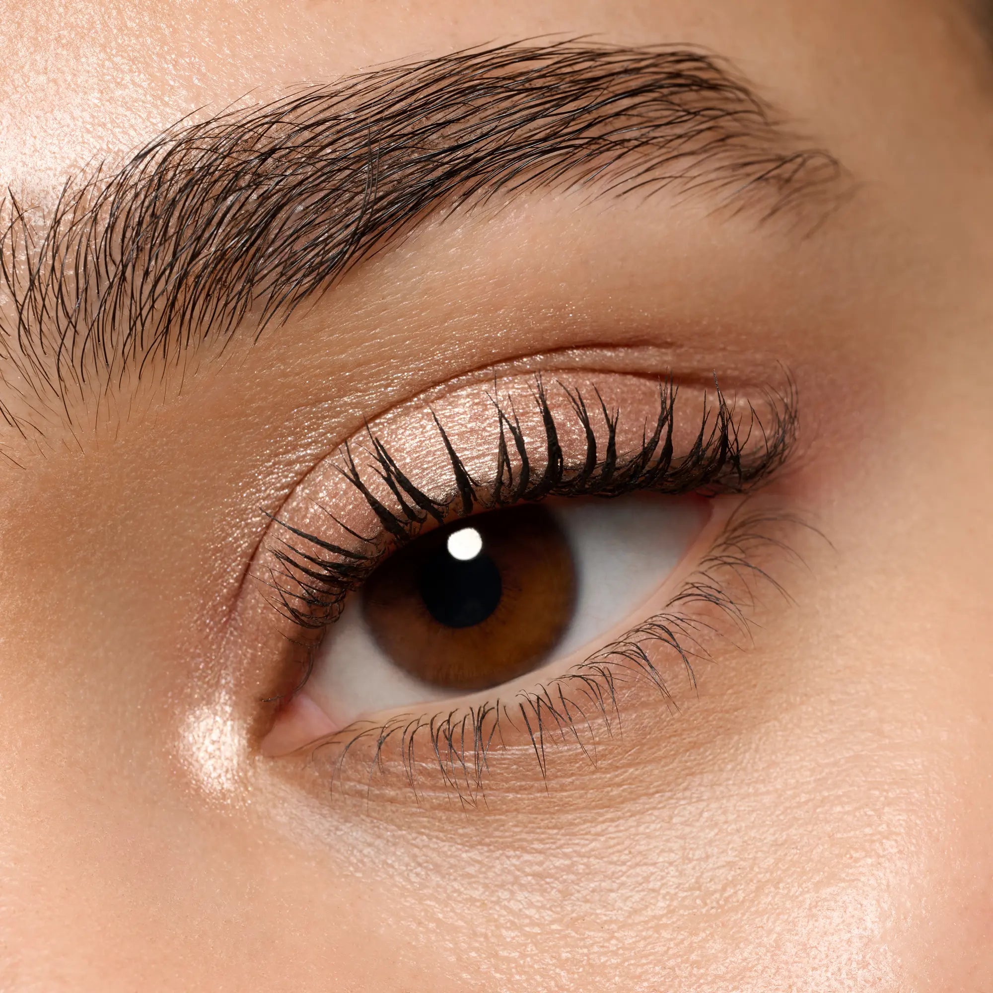 Essence Mono Eyeshadow Pearly 02