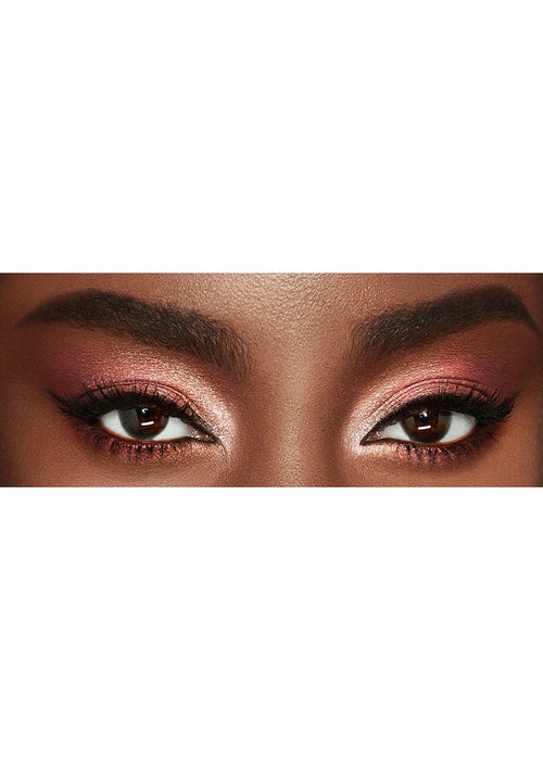 Charlotte Tilbury eyeshadow palette with shimmering nude-pink / Pillow Talk