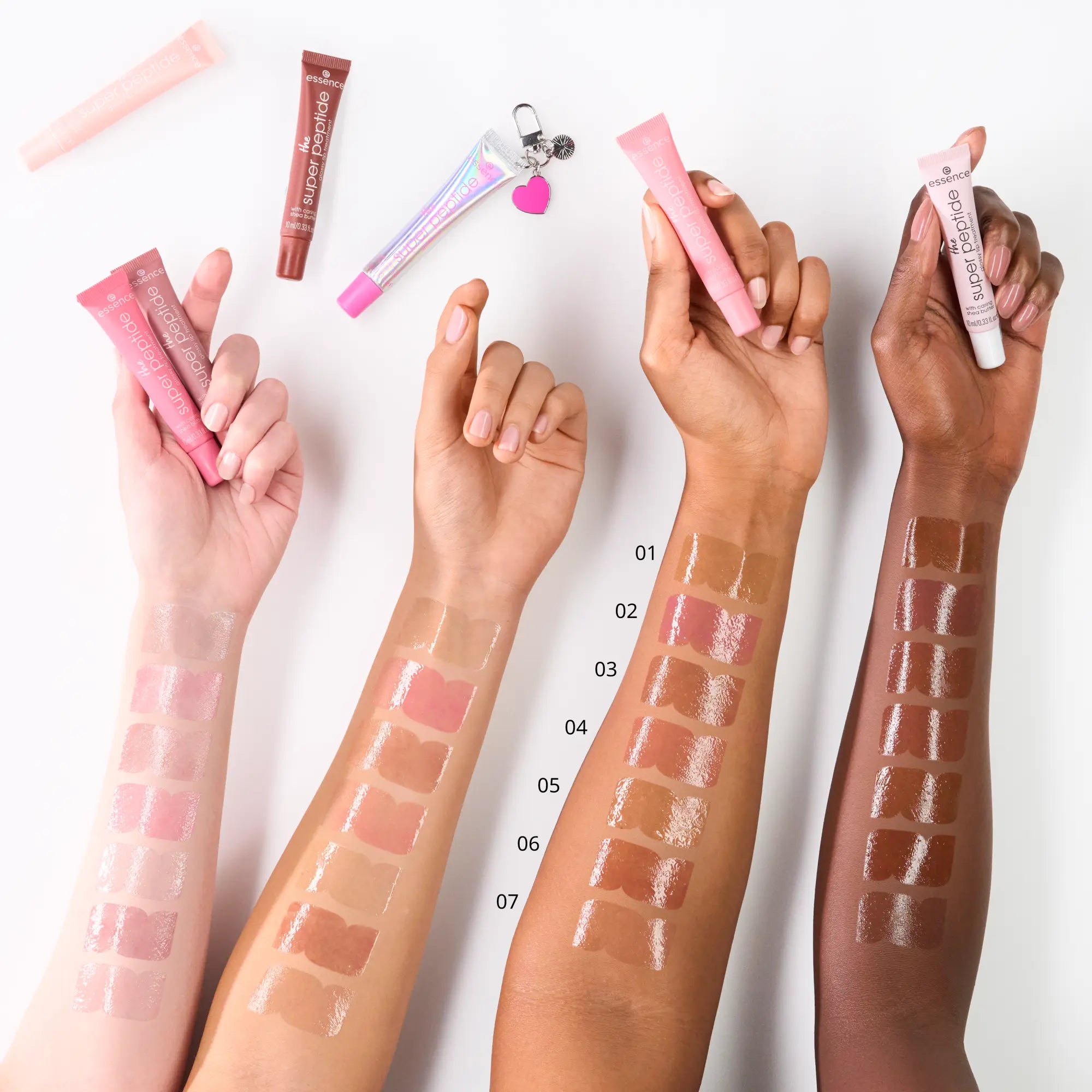Essence The Super Peptide Glossy Lip Treat
