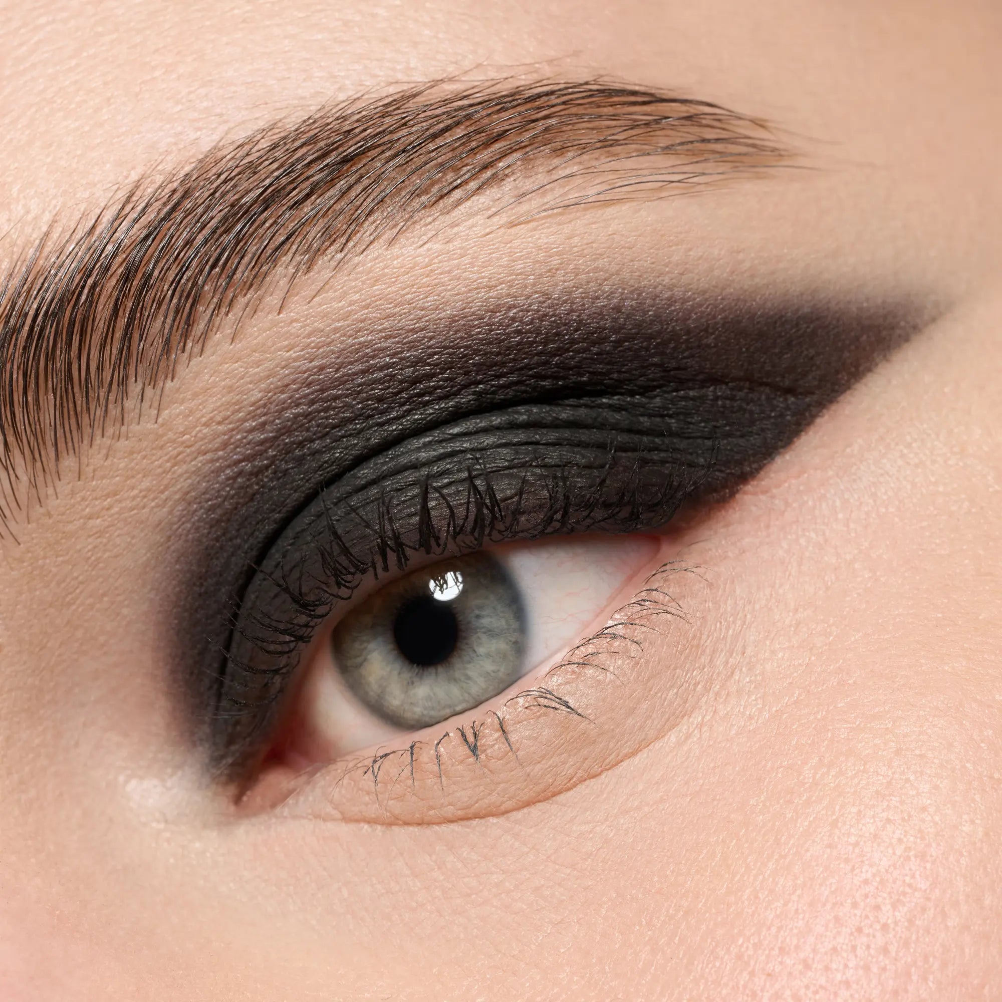 Essence Mono Eyeshadow Matte