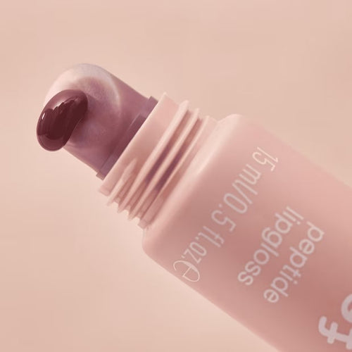 Essence feelin' comfy peptide lipgloss