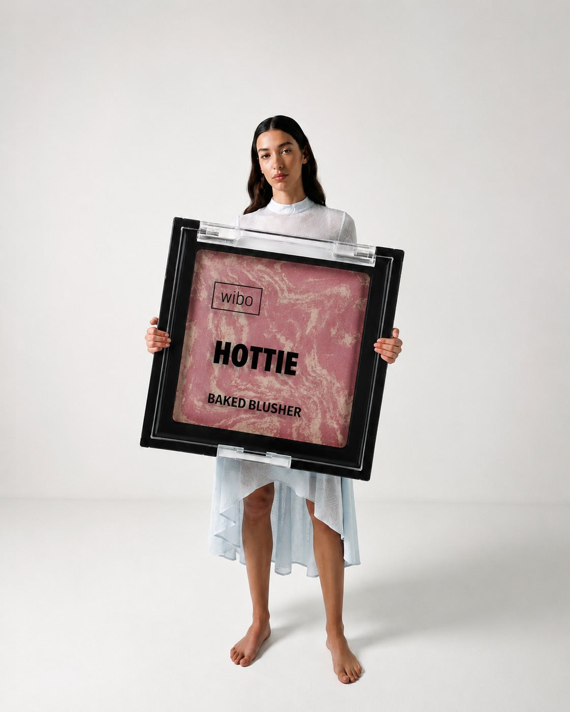 Fall_in_love_at_first_blush._Because_every_makeup_bag_deserves_a_HOTTIE.Wibo_Hottie_Baked_Blus.jpg