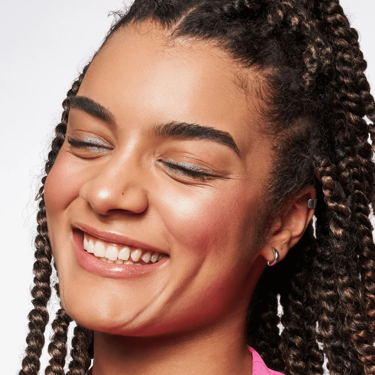 Essence Baby Got Glow Liquid Highlighter