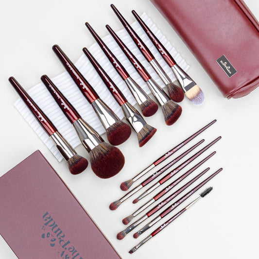 Rosy The Panda Red Holiday Brush set - Jamelik bel Ahmar set 15pcs