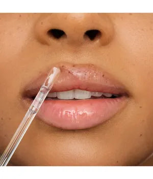 Essence 
what the fake! GLASS SHINE Plumping Lip Filler