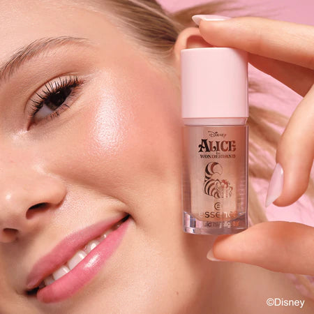 Essence Disney Alice in Wonderland liquid highlighter shade 01